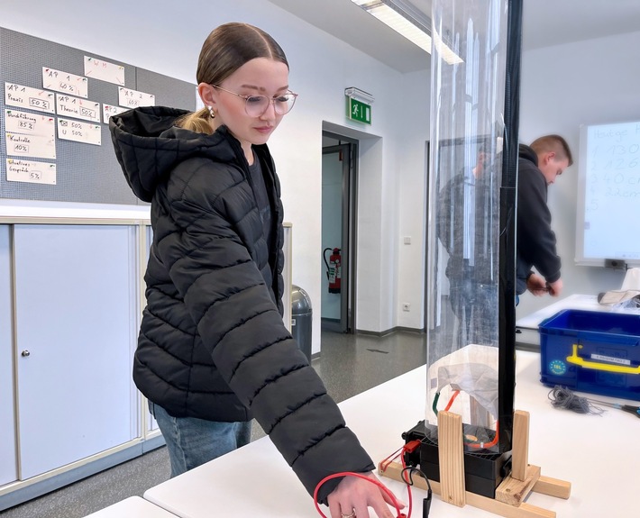 Presseinformation: Tag der offenen Ausbildung bei Brose in Coburg