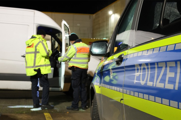 POL-OH: Kleintransporter im Fokus - Polizei und Zoll ahnden zahlreiche Verstöße