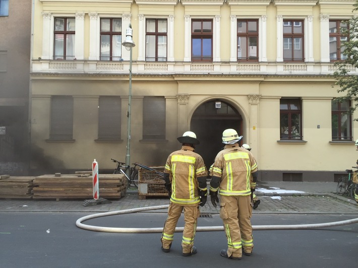 Die innere Sicherheit im Würgegriff / Weniger für Feuerwehr und Rettungsdienst für das wachsende Berlin