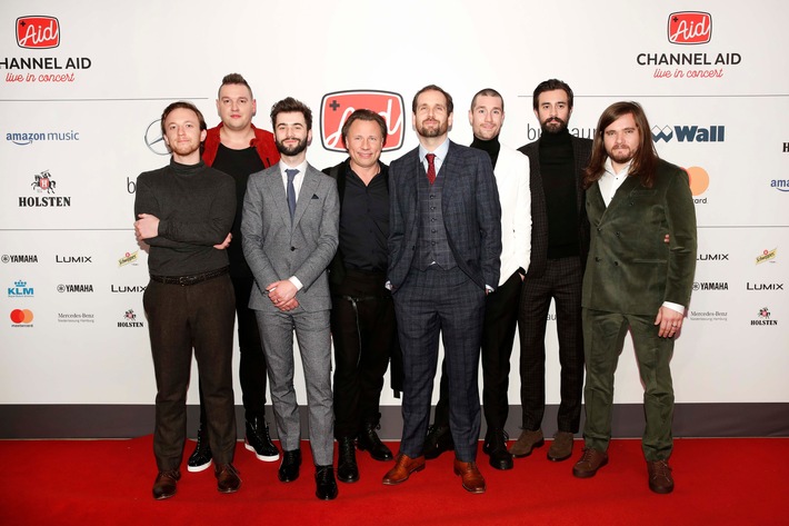 Channel Aid rockt mit Bastille die Elbphilharmonie Hamburg /"DAS BESTE, WAS DIE ELPHI JE GESEHEN HAT"/2.100 Besucher und Klicks auf den Livestream unterstützten das Charity-Projekt Channel Aid