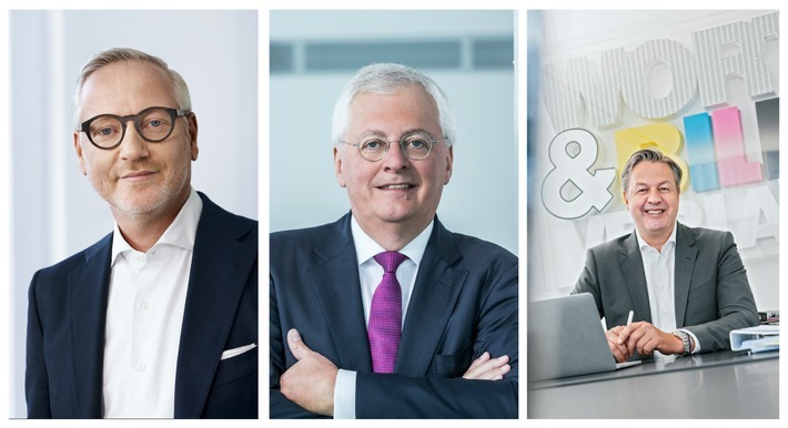 v.l.n.r. Marcus Freitag (Managing Director, PHOENIX Pharmahandel GmbH & Co KG), Dr. Hermann Sommer (Vorstandsvorsitzender, NOVENTI Health SE), Andreas Arntzen (CEO, Wort & Bild Verlag) / Die digitale Plattform des deutschen Gesundheitswesens - PHOENIX und die Gesellschafter der Initiative pro AvO entwickeln die gemeinsame digitale Plattform für Gesundheitsleistungen / Weiterer Text über ots und www.presseportal.de/nr/135077 / Die Verwendung dieses Bildes ist für redaktionelle Zwecke honorarfrei. Veröffentlichung bitte unter Quellenangabe: "obs/NOVENTI Health SE"