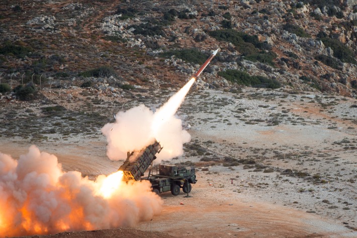 Erste Lieferung der neuen Patriot-Komponenten an die Bundeswehr