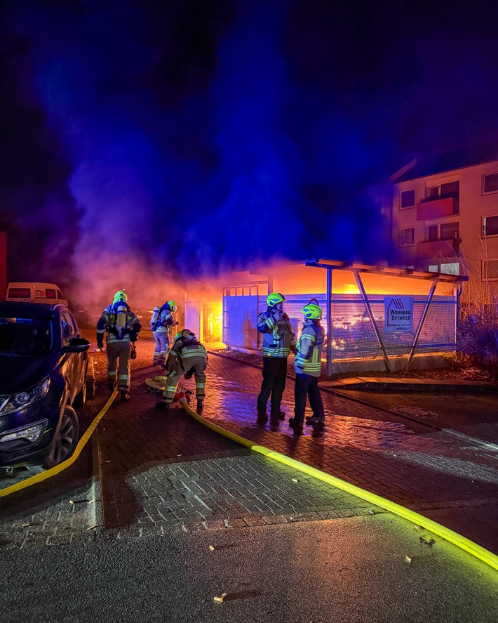 FW-DT: Einsatzreicher Jahreswechsel für die Feuerwehr Detmold