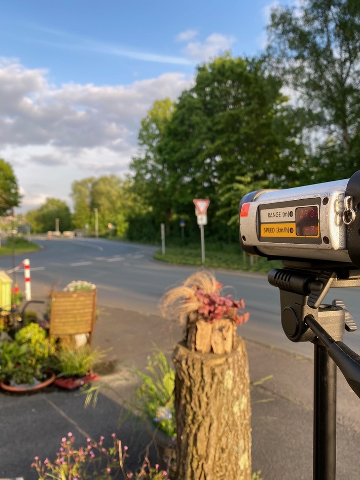 POL-HSK: Großkontrollen in Arnsberg