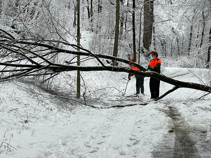 FW-Stolberg: Schneefall verursacht zahlreiche Einsätze