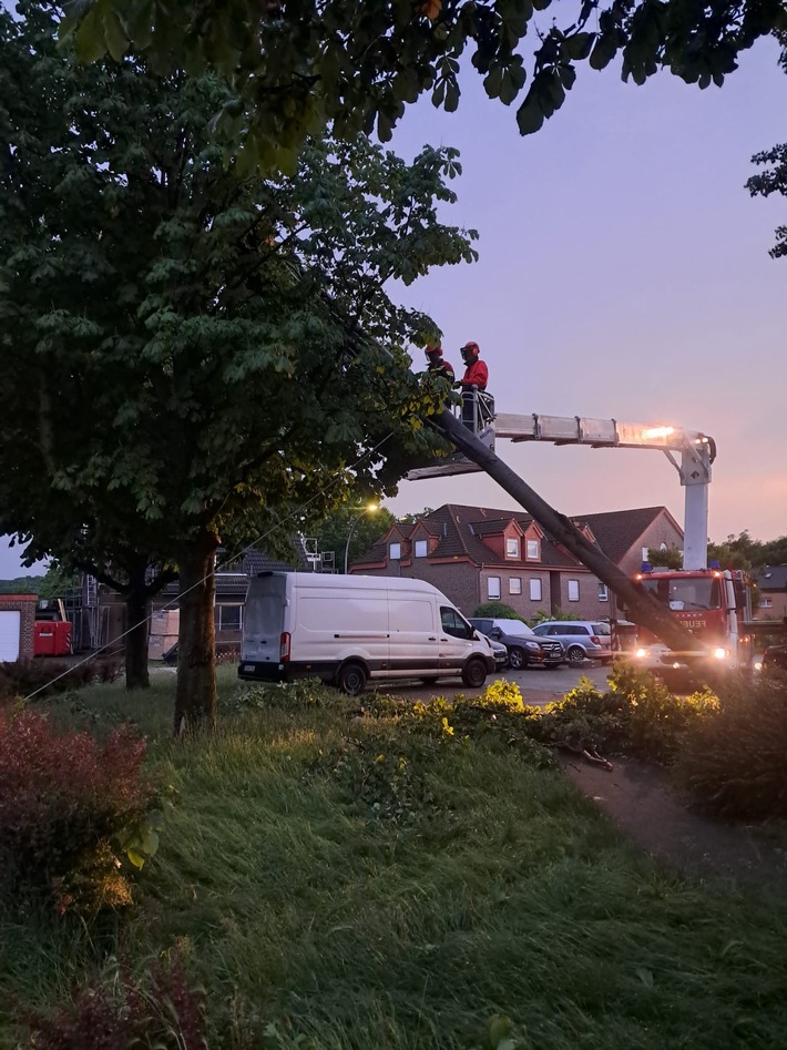 FW-WAF: Zahlreiche Unwettereinsätze für die Feuerwehr Ahlen