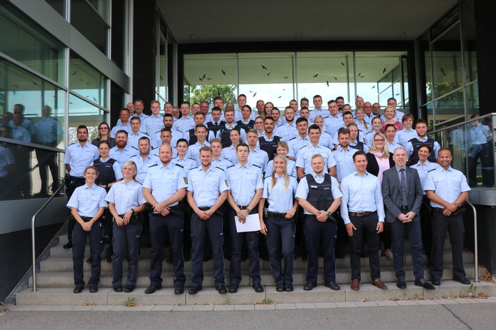 POL-LB: Das Polizeipräsidium Ludwigsburg freut sich auf 65 neue Kolleginnen und Kollegen