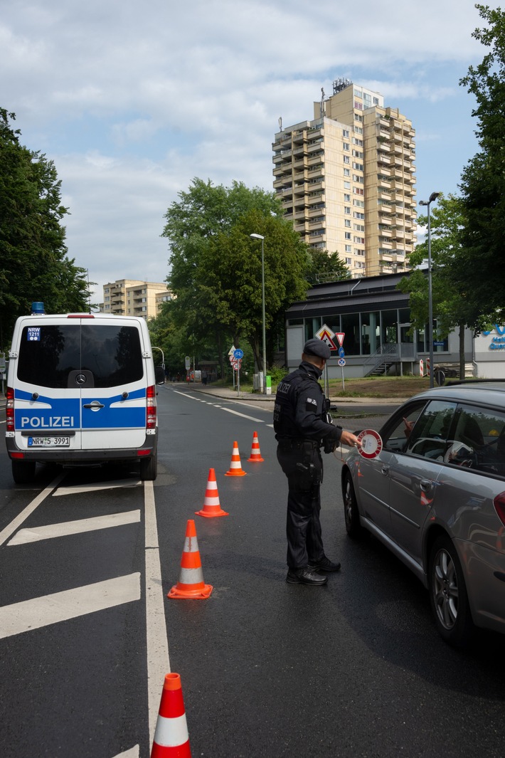 POL-BO: Schwerpunkteinsatz: Polizei zeigt Präsenz in der Bochumer Hustadt