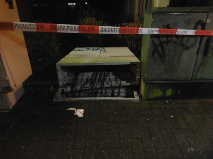 POL-DEL: Stadt Delmenhorst: In Schulcafeteria eingebrochen +++ Stromverteiler beschädigt +++ Delmenhorster unter Drogeneinfluss im Pkw unterwegs