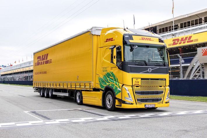 PM: DHL erneuert Partnerschaft mit Formel 1® und verdoppelt mit Biokraftstoff betriebene Lkw-Flotte / PR: DHL renews partnership with Formula 1® and doubles biofuel-powered truck fleet