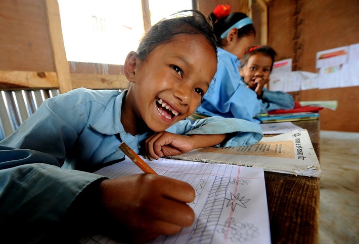 UNICEF-Schirmherrin Elke Büdenbender besucht Nepal
