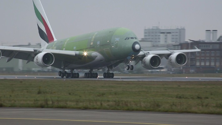 Wie "Der Superflieger" ausgestattet wird / Zweiteilige "ZDF.reportage" aus den Werkhallen des Airbus A380 in Finkenwerder (FOTO)