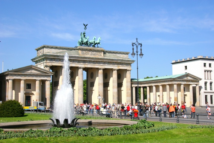 Günstige Reiseangebote zur CMS 2015 nach Berlin / Die Hauptstadt glänzt zur Reinigungsfachmesse im September mit einem grandiosen Kultur-, Unterhaltungs- und Freizeitprogramm
