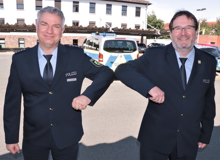 POL-HX: Neuer Wachleiter in Warburg begrüßt