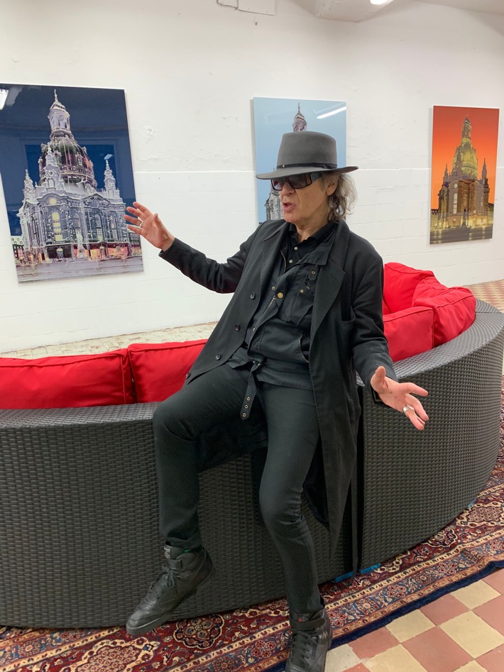 "Hallöchen" im Rosenhang Museum / Udo Lindenberg zu Besuch in Weilburg