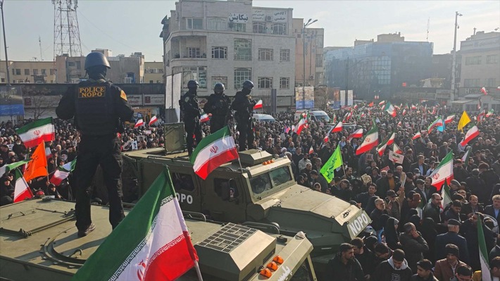 "ARTE Reportage" Sondersendung Iran: 52 Minuten exklusive Reportagen aus dem Herzen der Rebellion