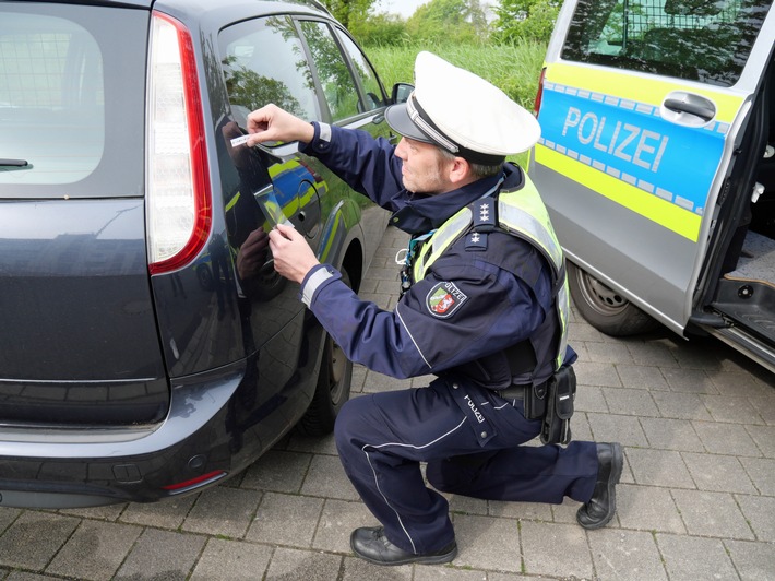 POL-ME: Verkehrsunfallfluchten aus dem Kreisgebiet - Kreis Mettmann - 2207083