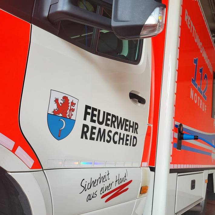 FW-RS: Verkehrsunfall Klausener Straße