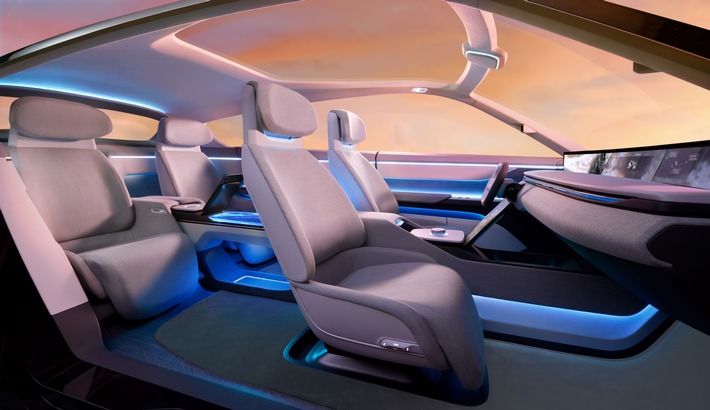 Yanfeng unveils digital luxury concept car XiM23 in Europe
