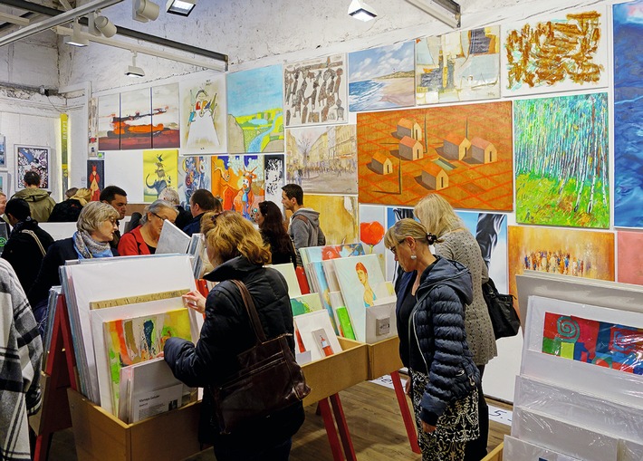 Jetzt gibt es Kunst für alle / Eröffnung des 16. Schweizer Kunst-Supermarktes