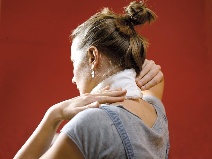 Wärme, Duft und Berührung: Warum Wickel und Massagen Wunder wirken