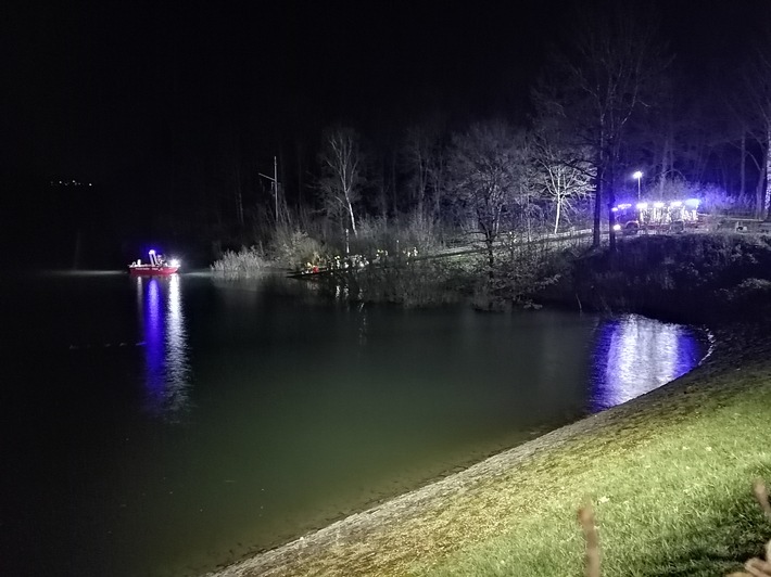 FW-OE: Wasserrettungseinsatz am Biggesee