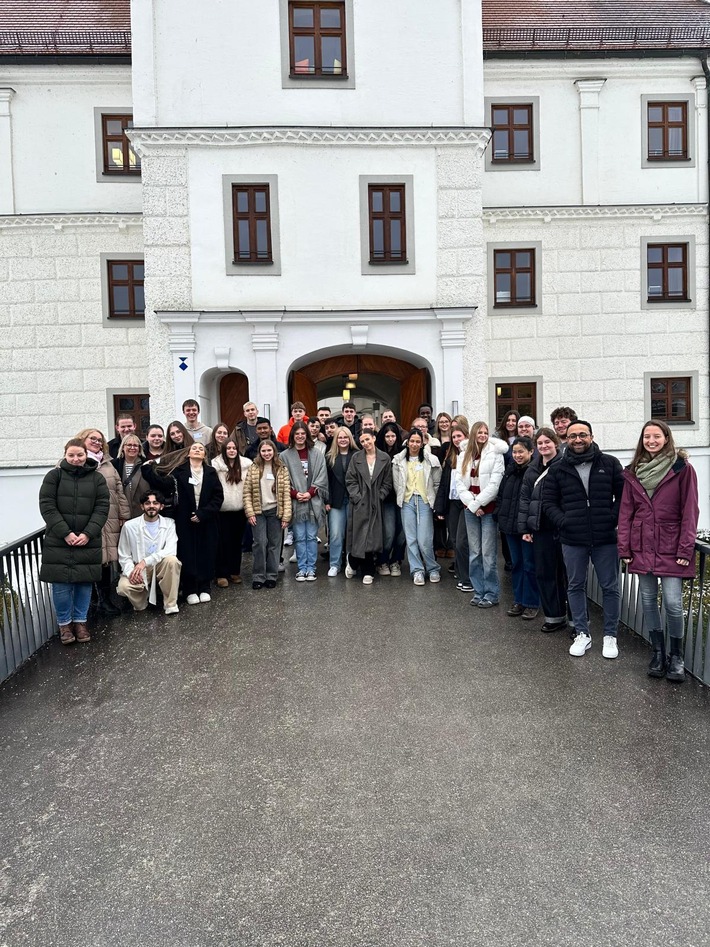 Exzellente Lernorte: Azubi-Camp 2026 - Networking, Alltagskompetenzen und Prozesserarbeitung