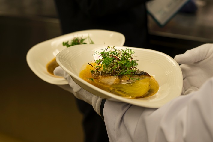 Sterneköche an Bord des Flussschiffs des Jahres / 22 Schweizer Top-Köche am Excellence Gourmetfestival ´16.