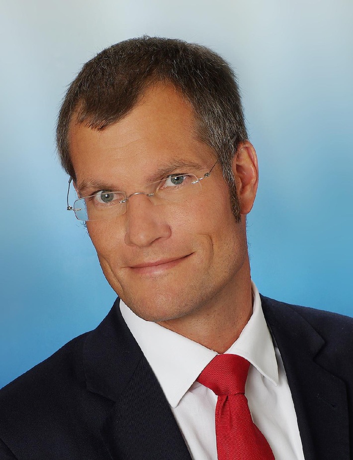 Dr. Sven Schütt neuer Geschäftsführer der Hertie School of Governance