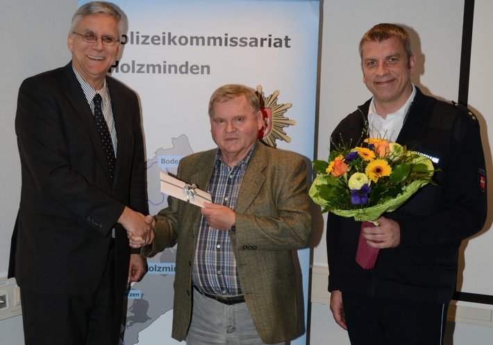 POL-HOL: Gerd Bock ist der Träger des Zivilcouragepreises 2018