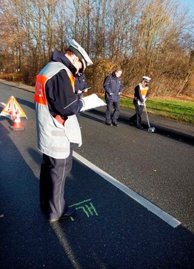 POL-REK: "Parkassistent" bemerkte Fußgängerin - Bergheim