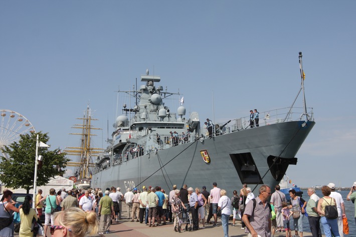 &quot;Alle Mann an Deck!&quot; - Deutsche Marine auf der Hanse Sail 2019 erleben