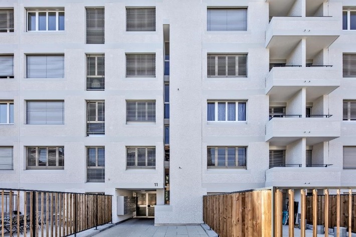 Ad-hoc Mitteilung gemäss Art. 53 Kotierungsreglement: Halbjahresbericht Fundamenta Real Estate AG - Deutliche Gewinnsteigerung