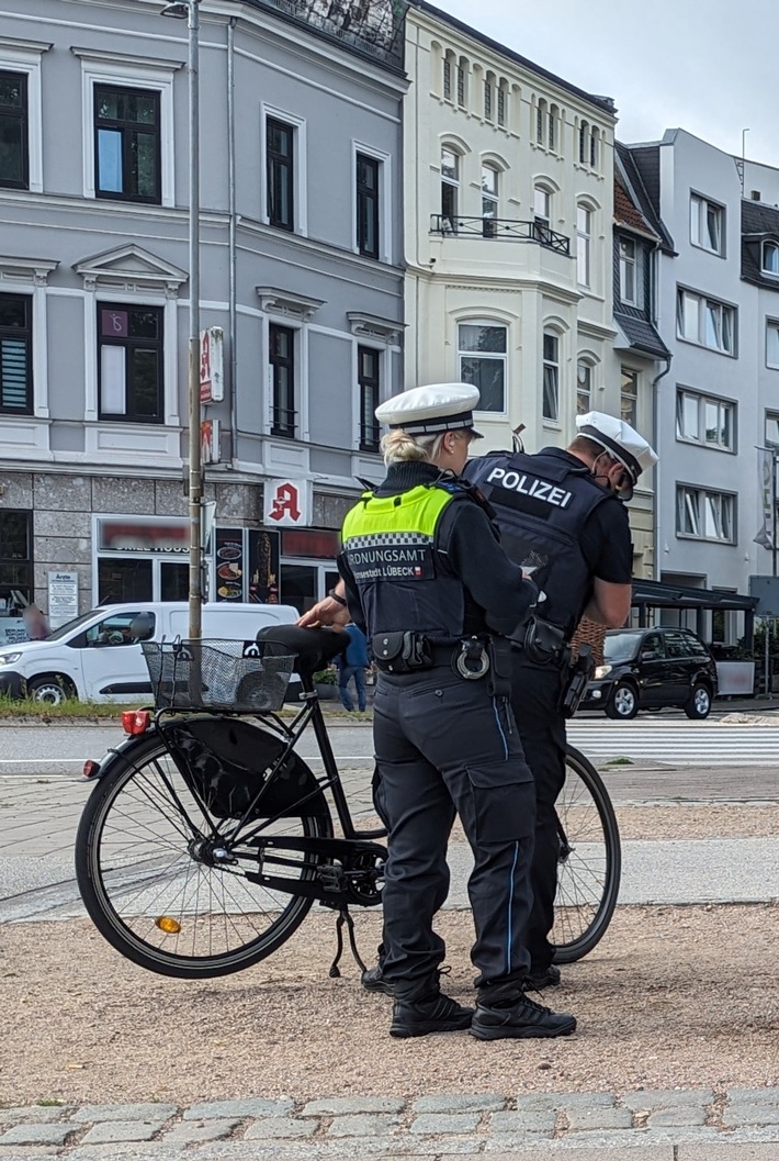 POL-HL: Lübeck - St. Lorenz Süd / Verkehrskontrollen zum Schulstart nach den Sommerferien