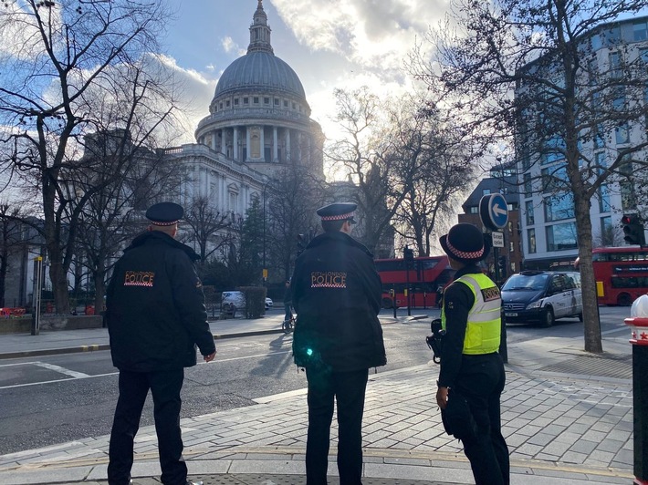 City of London Police stärkt Sicherheit durch den Einsatz von Motorola Solutions Bodycams