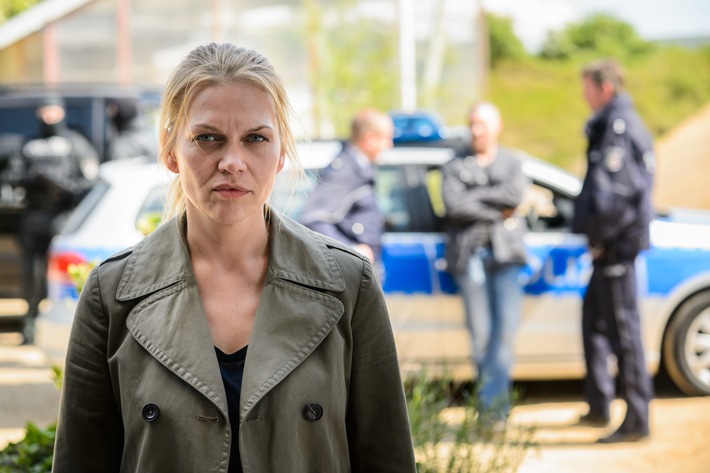 Anna Loos spielt erneut "Helen Dorn" / Drehstart für zwei neue Folgen der ZDF-Samstagskrimireihe (FOTO)