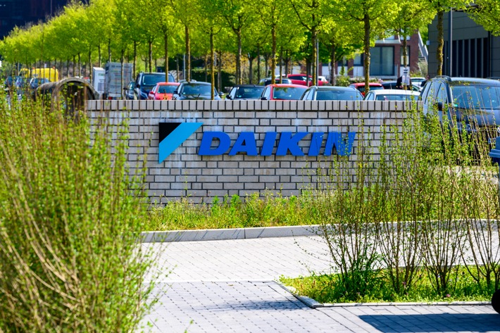 Ein wichtiges Statement: Daikin unterzeichnet gemeinsam mit Branchenvertretern und -verbänden Absichtserklärung für einen forcierten Wärmepumpen-Rollout