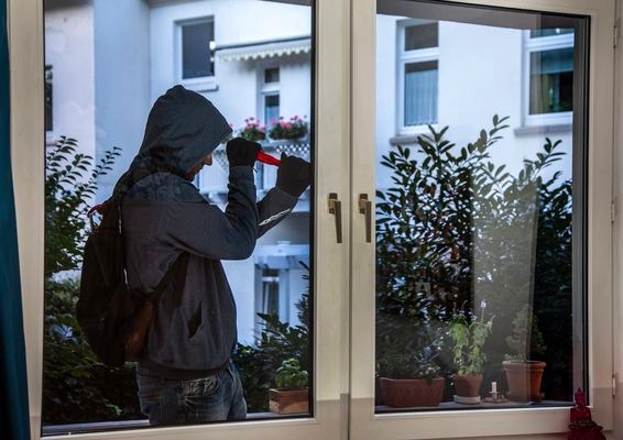 POL-REK: Achtung, gekippte Fenster sind offene Fenster! - Bergheim/Wesseling