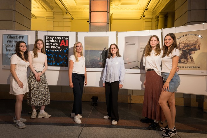 Bremerhavener Studentinnen erfolgreich bei Plakatwettbewerb des Deutschen Studierendenwerks