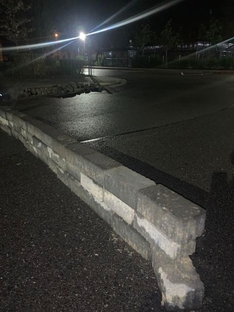 POL-STH: Nächtliche Maurerarbeiten und ein gefährlicher Eingriff in den Straßenverkehr