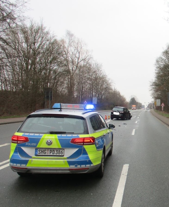 POL-NI: Aufgefahren