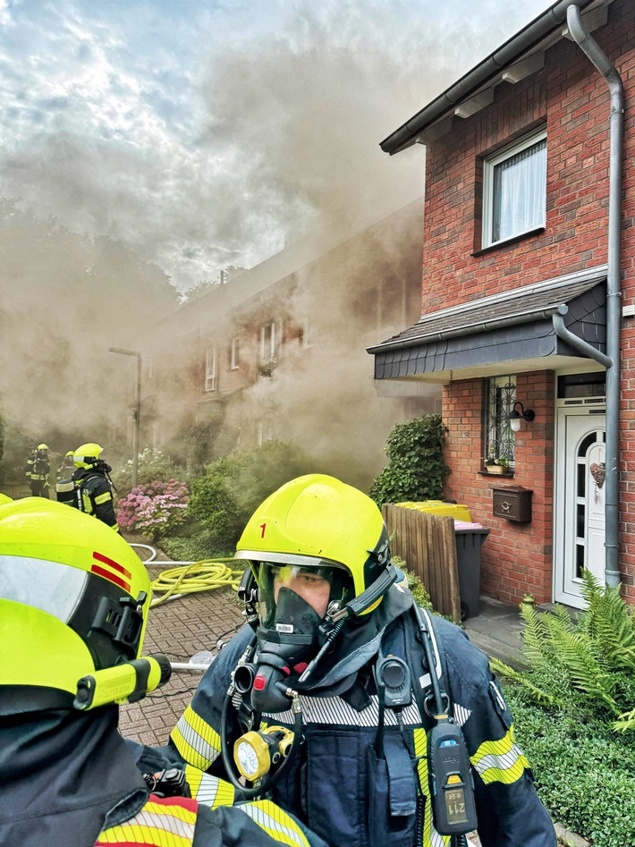 FW-NE: Küchenbrand in einem Einfamilienhaus | Keine Verletzten