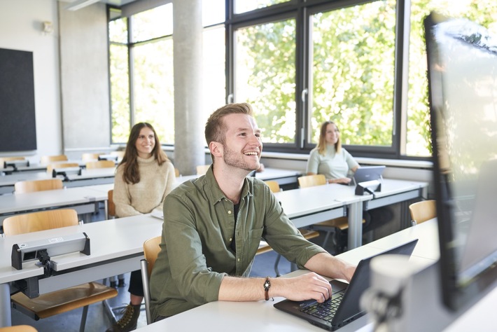 Pressemitteilung: Studiengang Wirtschaftsingenieurwesen erhält Bestnoten im CHE-Ranking