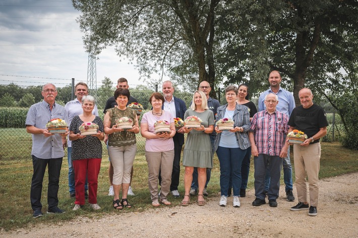 "Schlechte Zeiten sind gut für gute Unternehmen" - Jahresrückblick, Ehrungen und Verabschiedungen beim Sommerfest von Gebr. Otto