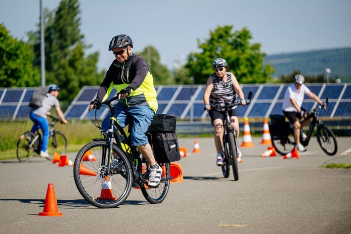 ADAC Technik-Check & E-Bike Training in Wiesbaden - Pressemeldung ADAC