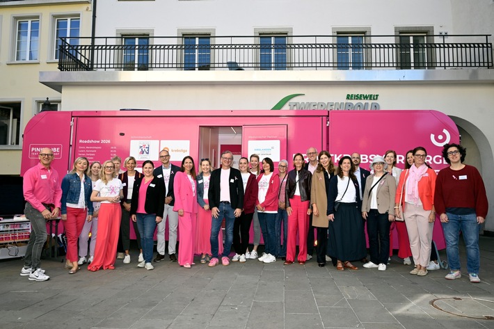 Finale der PINK CUBE Roadshow: Kostenlose Brustkrebsvorsorge und neues Mammografie-Screening im Kanton Aargau