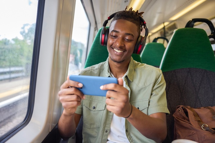 Gericht kippt unklare Klauseln in Unlimited-Tarifen von 1&1