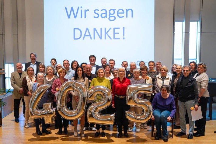 Dank und Anerkennung für langjährige Mitarbeitende und Ehemalige