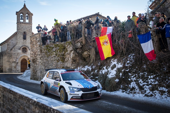 Triumph bei der ,Monte&#039;: Mikkelsen setzt Meilenstein in der Erfolgsstory von SKODA (FOTO)