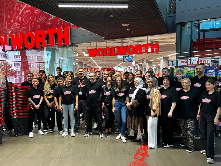 Woolworth eröffnet größten Store Europas in München